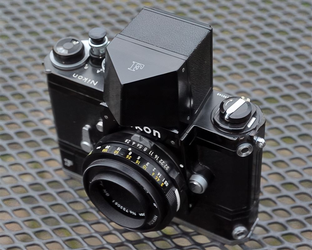 Nikon F Action Finder