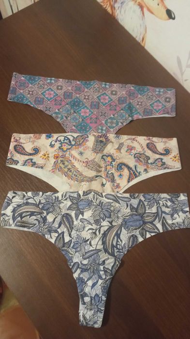 Nowe nienoszone stringi Medicine, rozm M