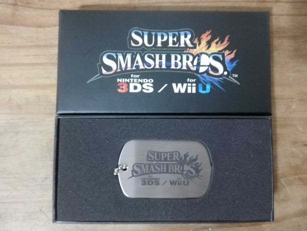 Super Smash Bros Nintendo 3DS & Wii U - Fio com placa metálica