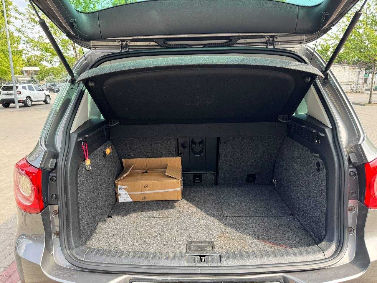 Volkswagen Tiguan 2008 Фольцваген Тигуан автомат панорама