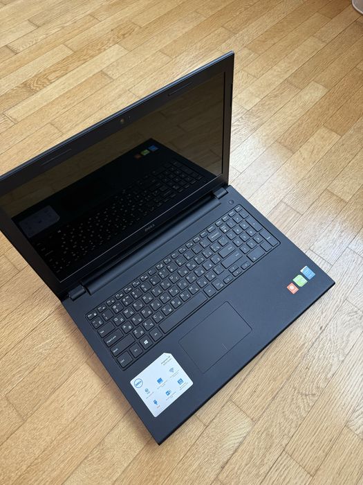 Dell Inspiron 15 3000S