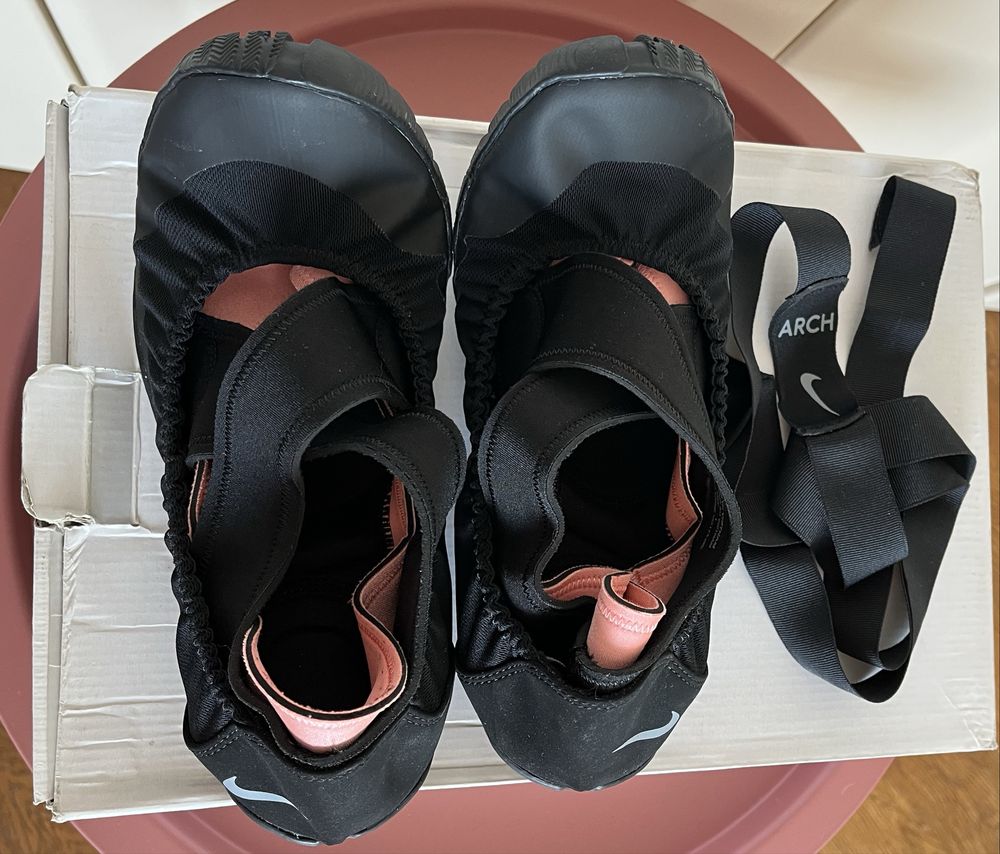 Нові балетки для тренувань Nike, 42p-p