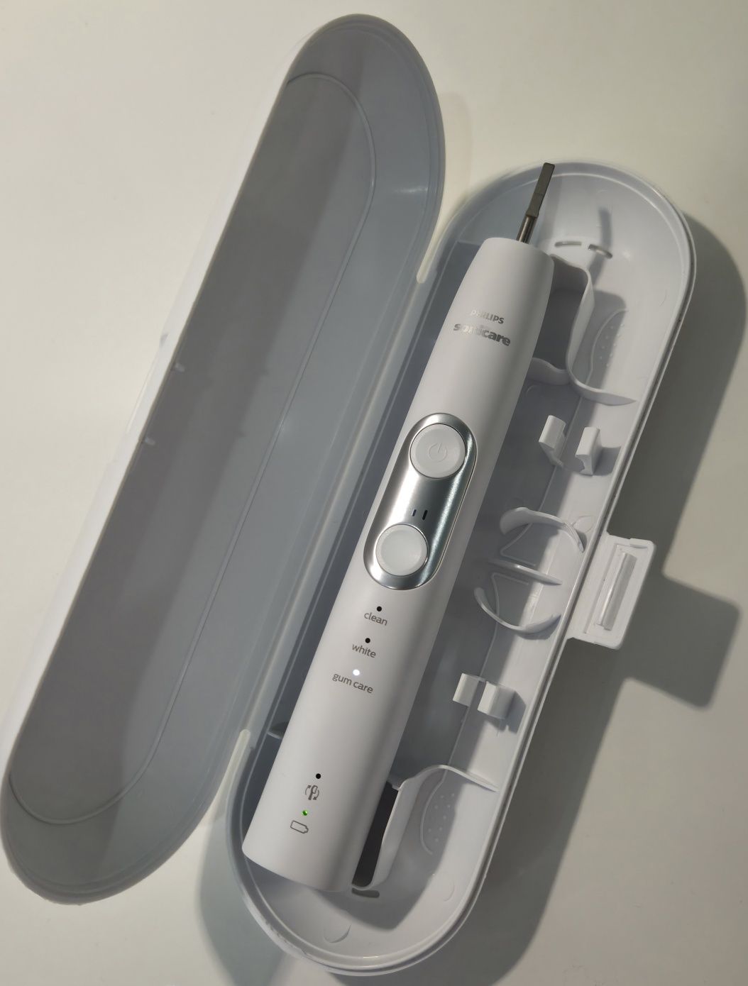 Электрическая зубная щетка Philips Sonicare ProtectiveClean 6100
