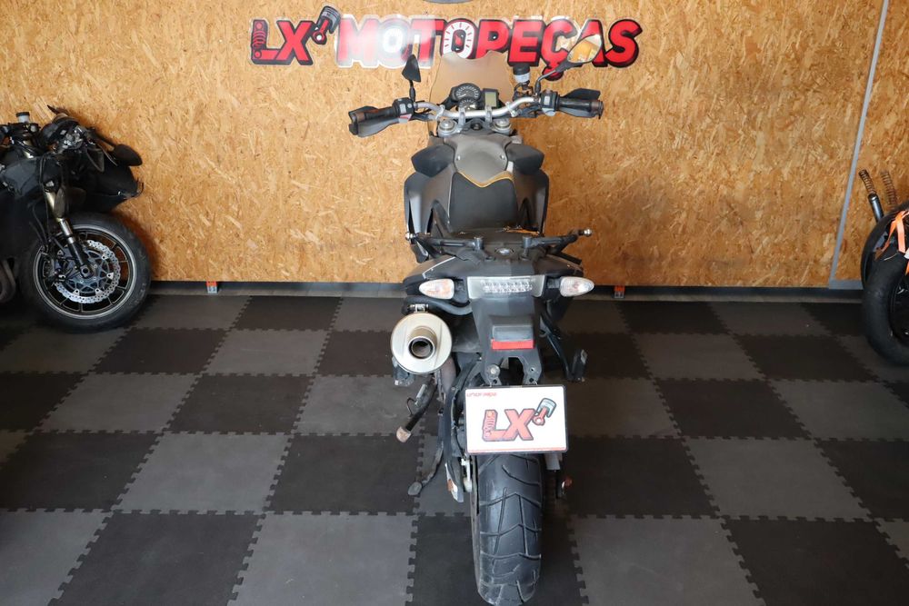 BMW F800 GS 2010 para vender por peças.