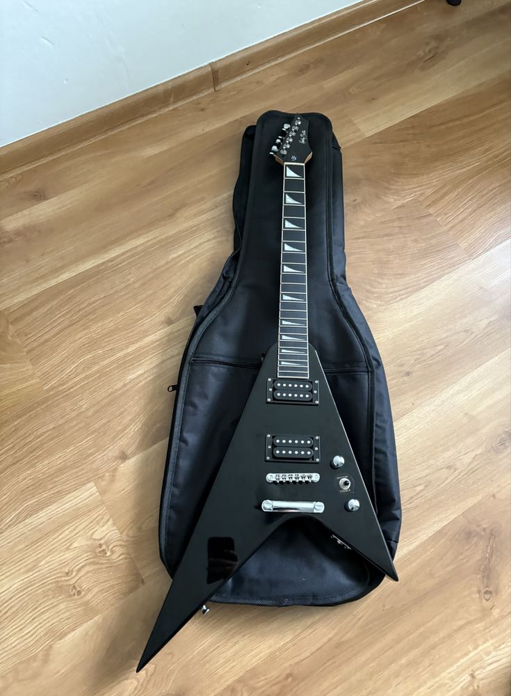 (Zestaw)(GWARANCJA 3LATA)Gitara elektryczna RX-10BK+PIEC HB-20R I INNE