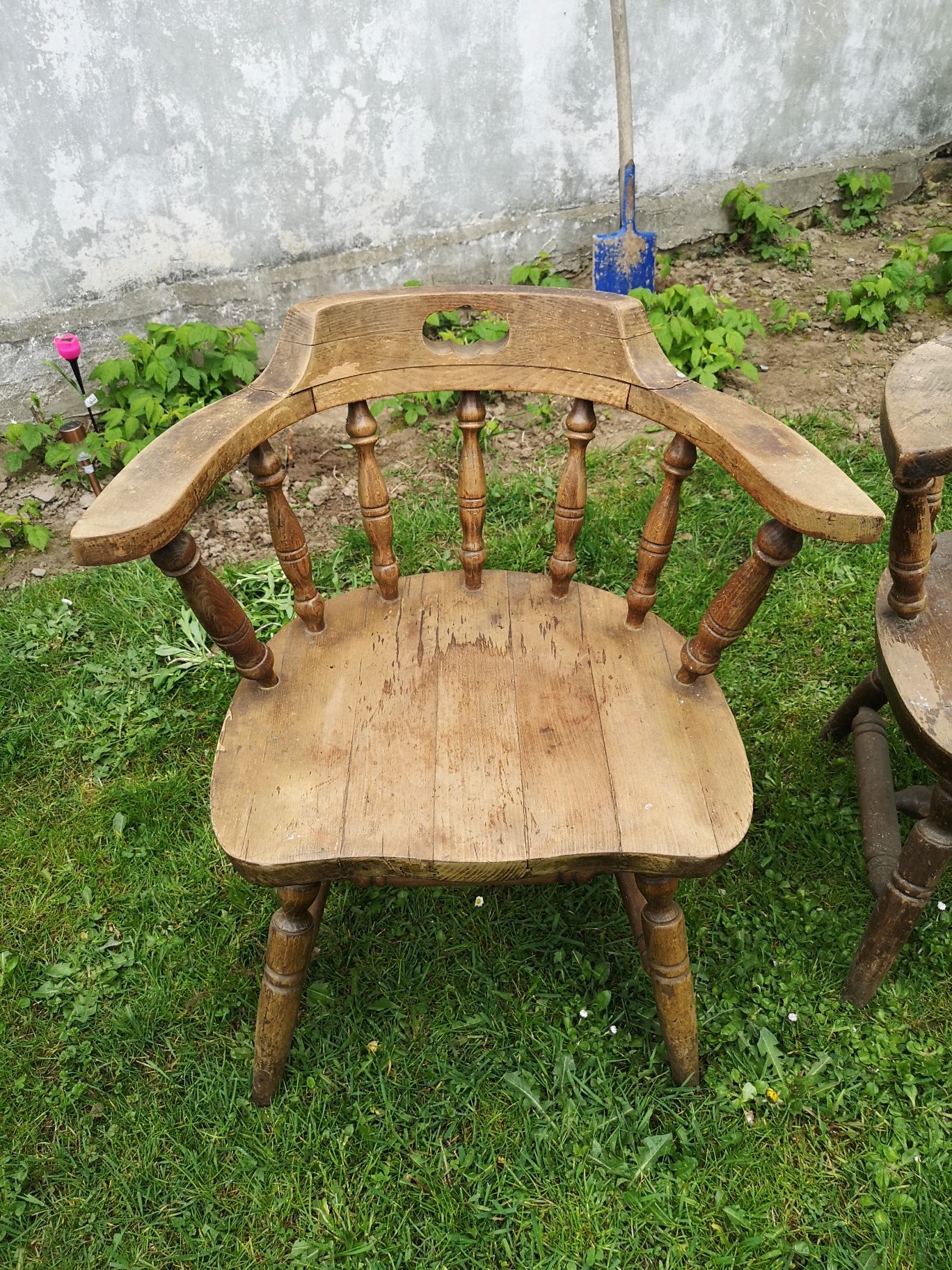 2 krzesła bukowe do renowacji