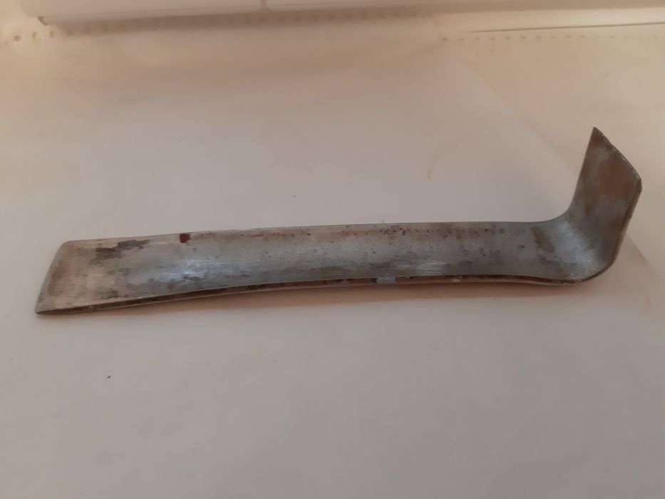 Бортировка для колес мотоцикла или автомобиля