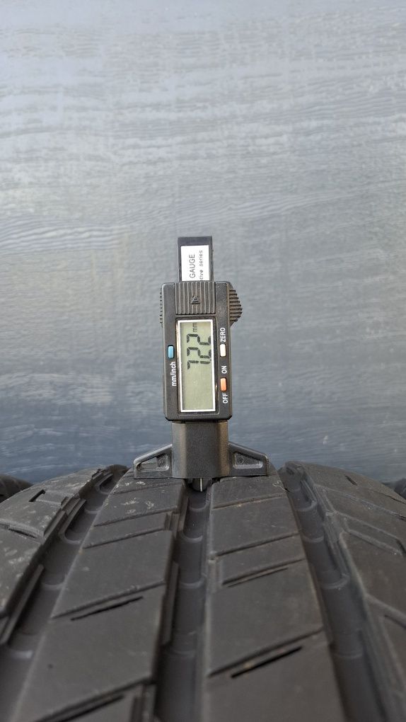 Continental 215/65 R16 C ContiVanContact 7.2 mm