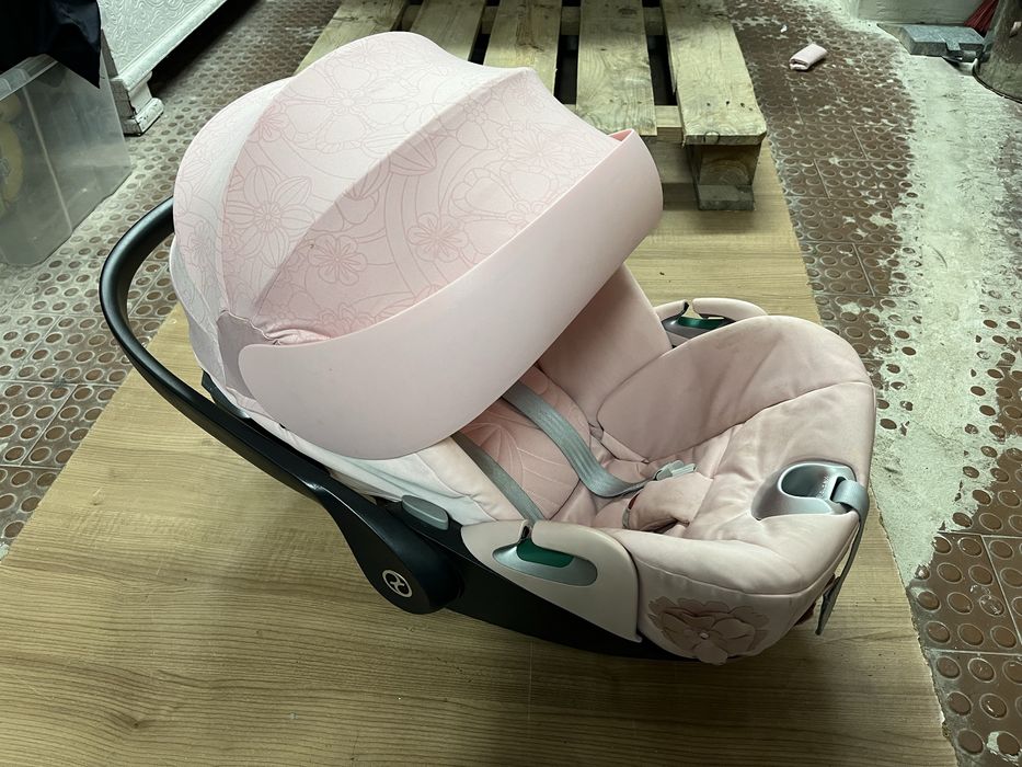 Ovo Cybex CLOUD Z2 I-SIZE simply flowers light pink