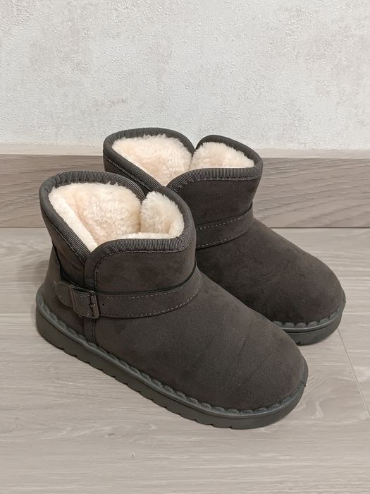 Нові дитячі уггі на ніжку 18 см