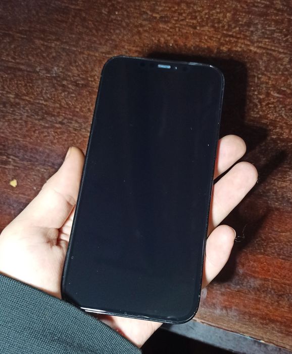 Айфон 12 про макс, на запчастини.