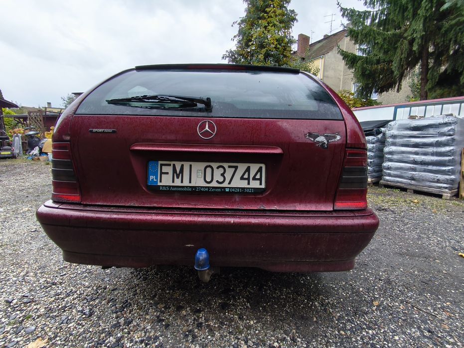Mercedes W202 2.2 CDI hak c-klasa ubezpieczenie i przegląd wazne