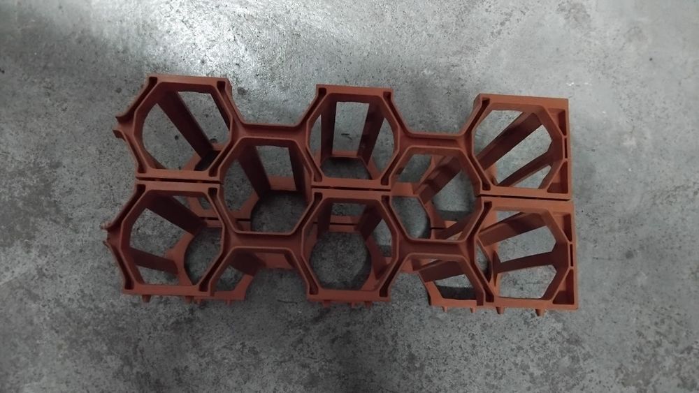 Garrafeira que divide se em 2 peças