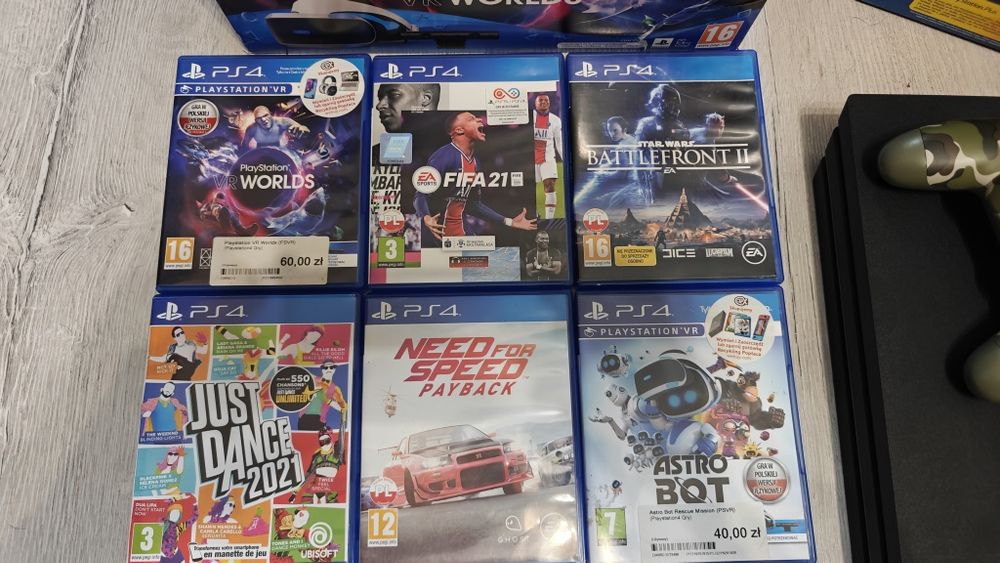 PS 4 Pro 1tb  2 pady  gogle VR  2xMove Motion Controller  Cam  6xgry