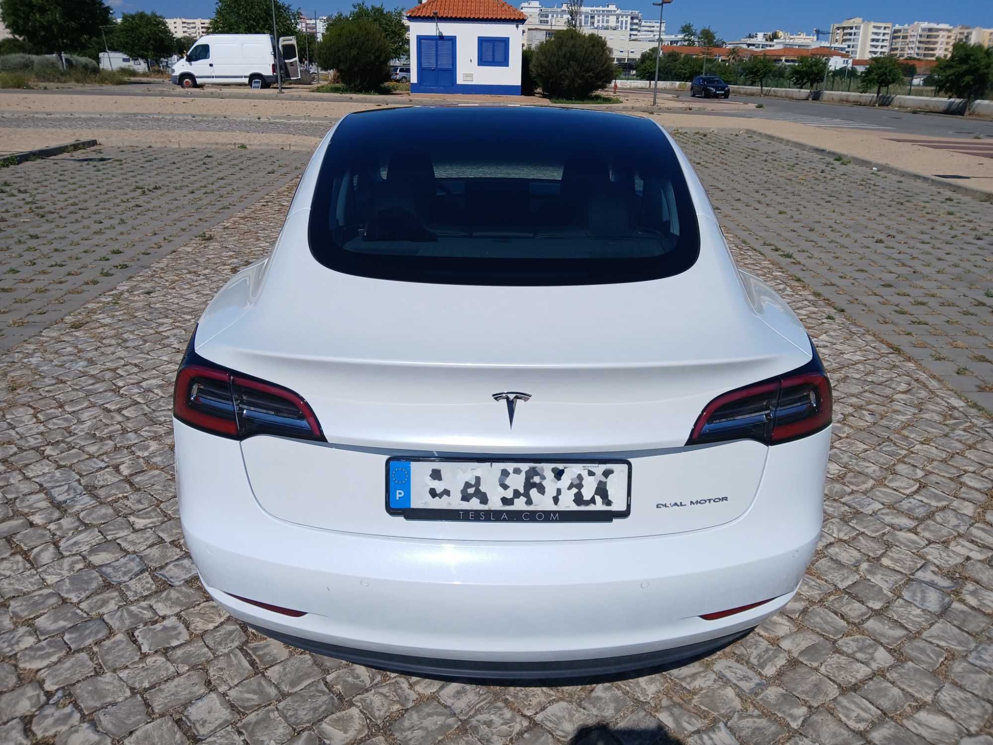 Tesla Model 3 Long-Range Dual Motor AWD