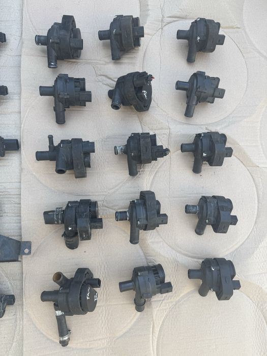 Насос рецеркуляції антифризу для Mercedes-Benz VITO W638-639