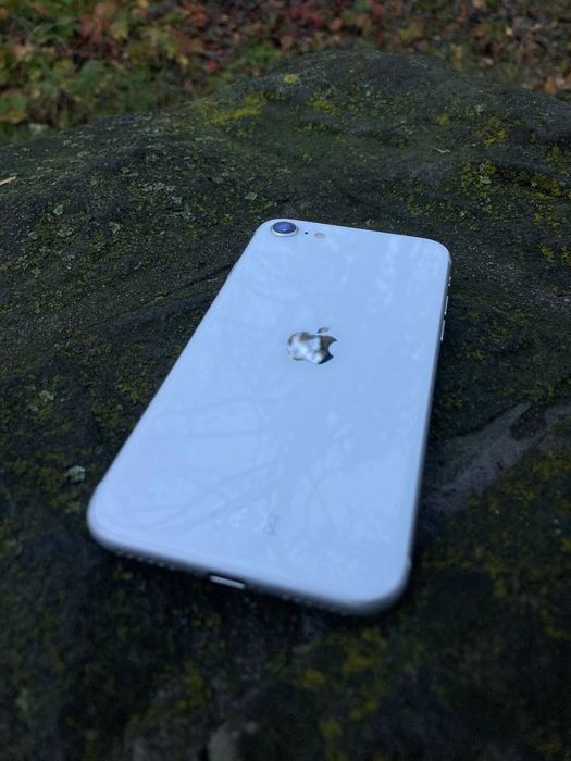 Iphone SE 128 Gigabajtów
