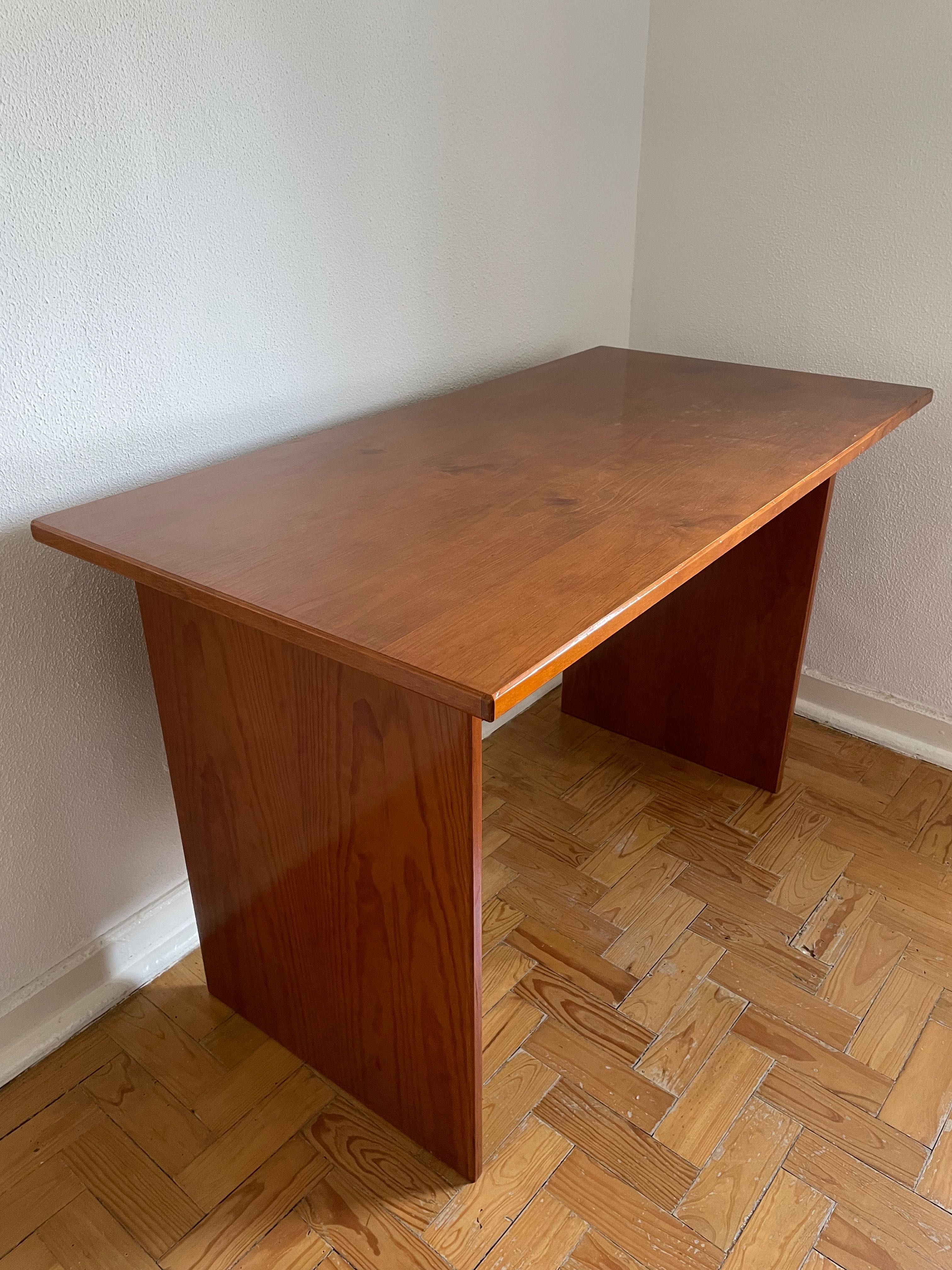 Mesa de Escritório