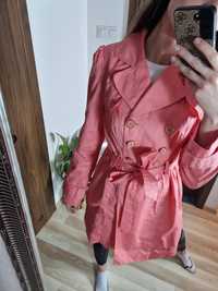 Piękny płaszcz na wiosnę trencz XL 42 Top Secret różowy