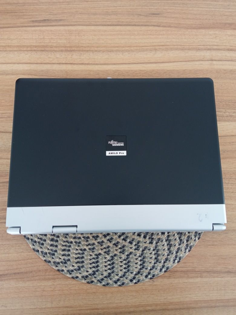 Fujitsu Siemens Amilo