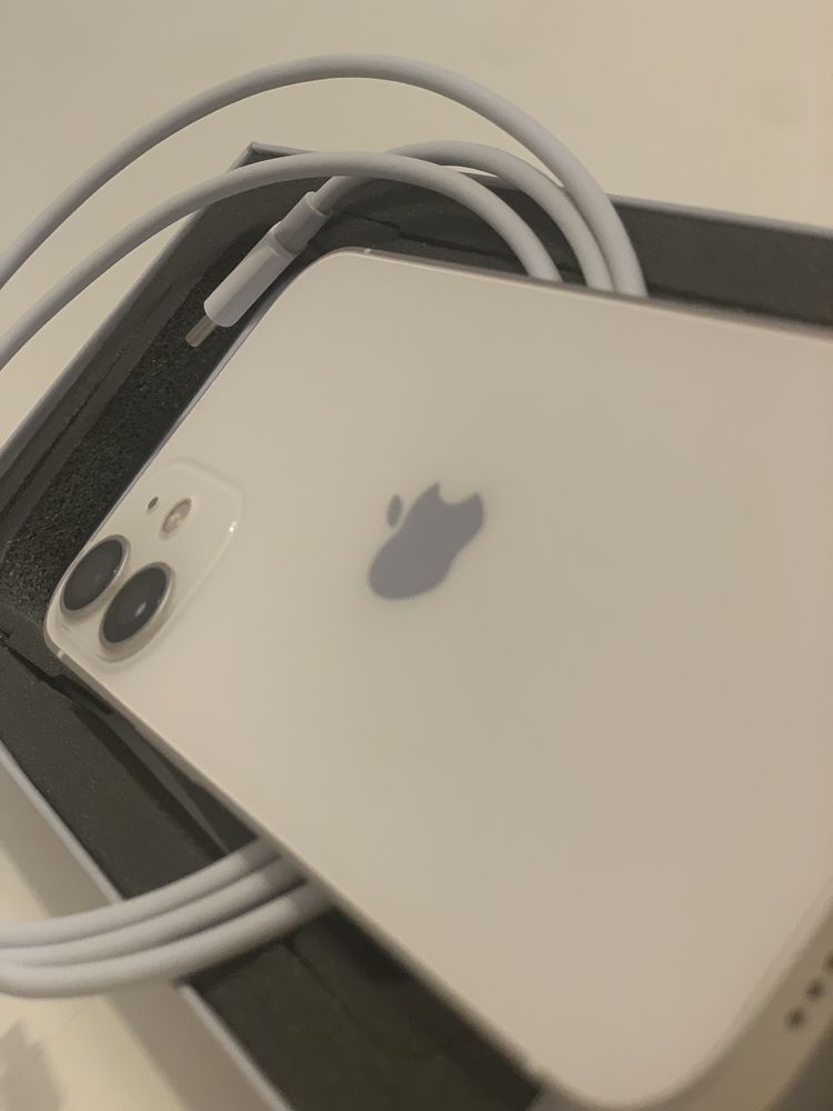 Iphone 12 branco