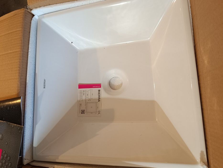 Sprzedam umywalkę nablatową