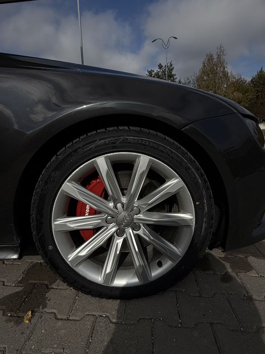 Продам власний автомобіль Ауді А7