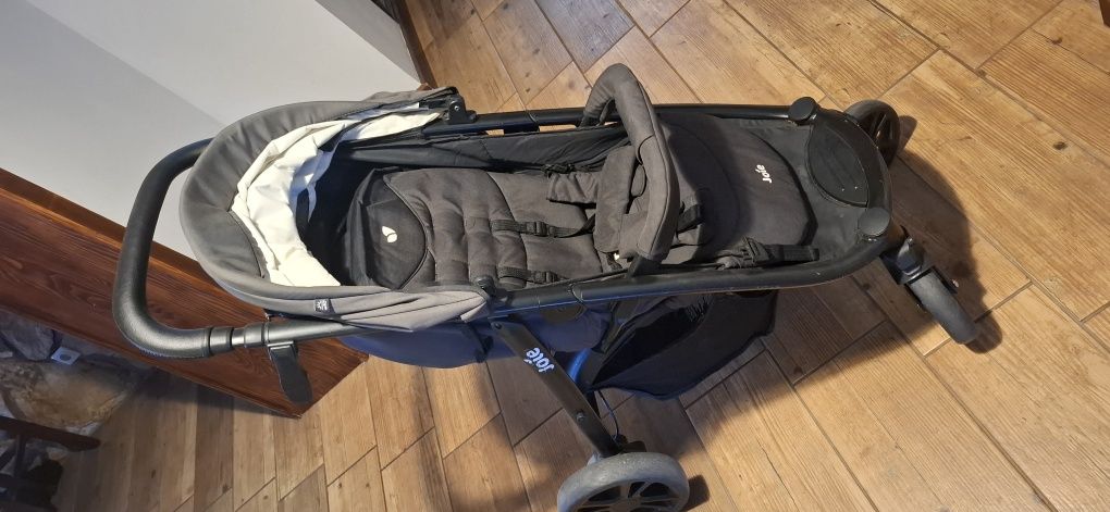 Wózek  Spacerowy  Joie stan bdb