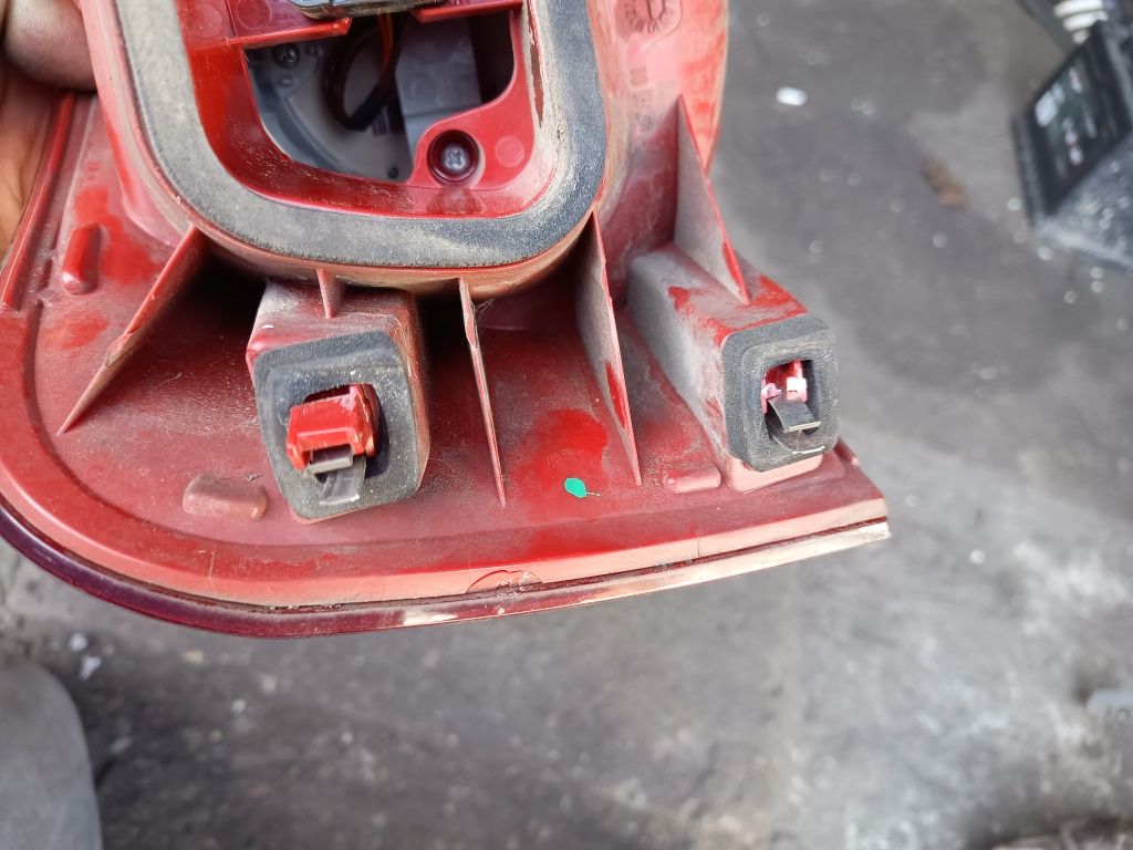 Lampa tył prawa VW Passat B6 kombi oryginał Europa gwarancja