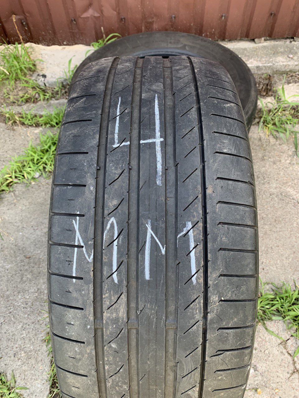 Шини 255/55R18 Continental