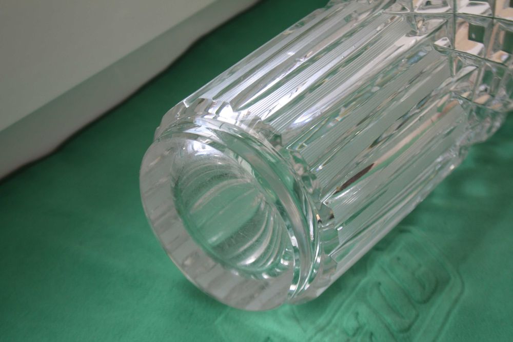 Ваза хрустальная