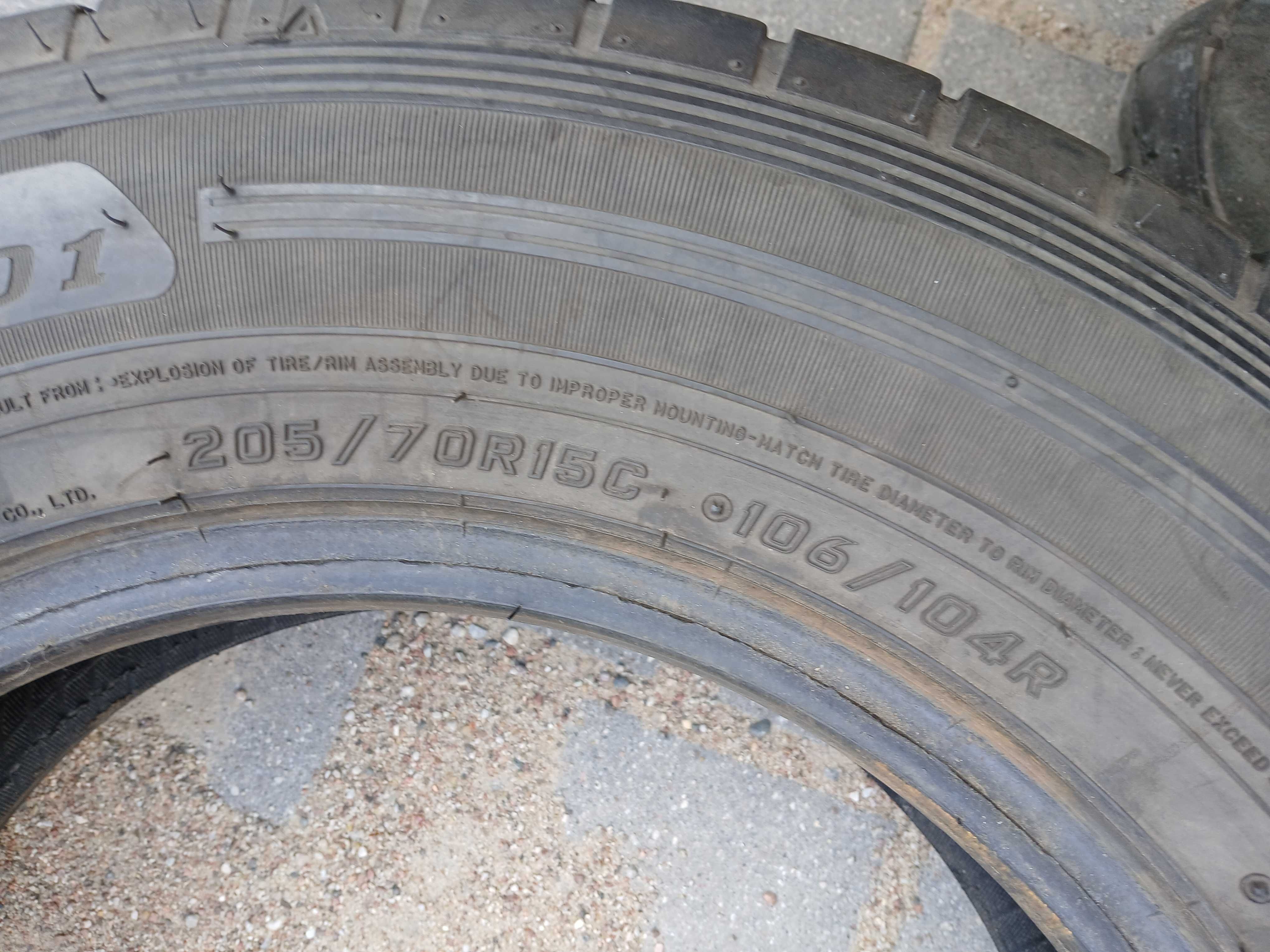 2x używane opony letnie 205/70 R15C Falken Montaż GWARANCJA