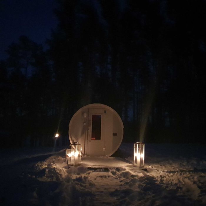 Komfortowy dom z kominkiem nad jeziorem, ryby, grzyby, SAUNA i BALIA