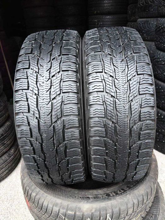 Nokian WR C3 215/60r17c 2шт, 7,5-8мм, ЗИМА. Привезены из Германии.