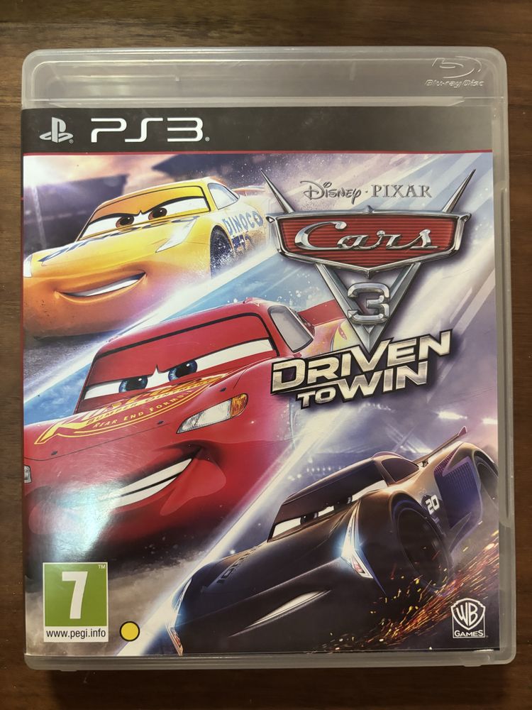 PlayStation 3 Slim 160GB + 2 comandos + 6 jogos