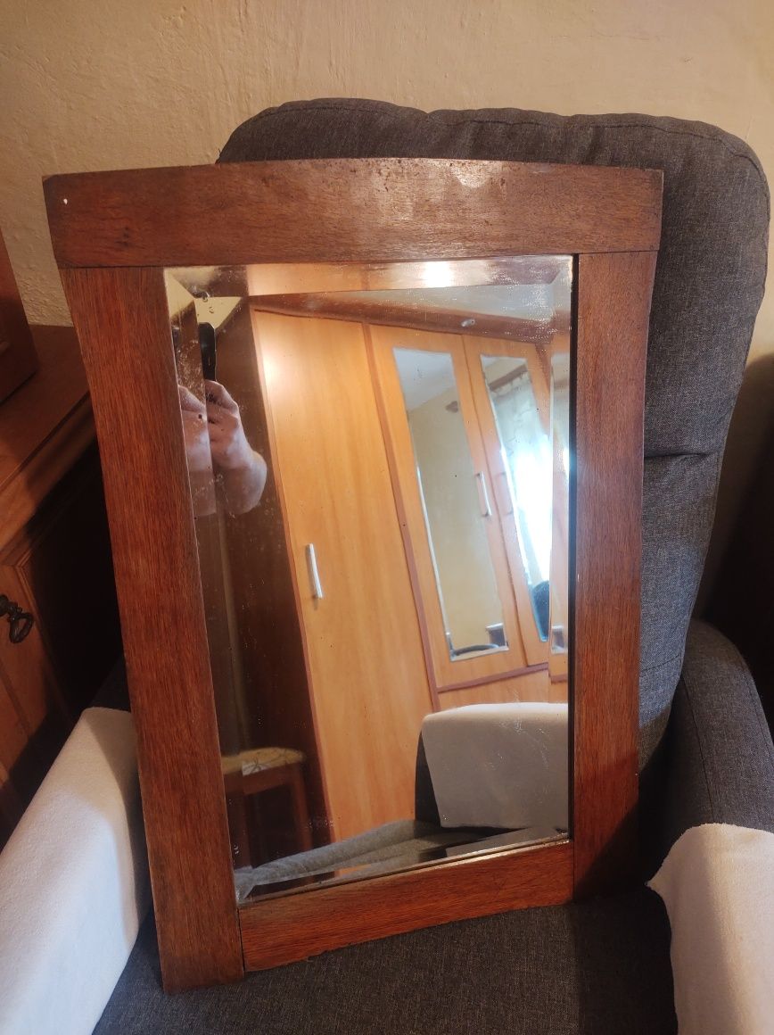 Lustro vintage PRL dla kolekcjonera
