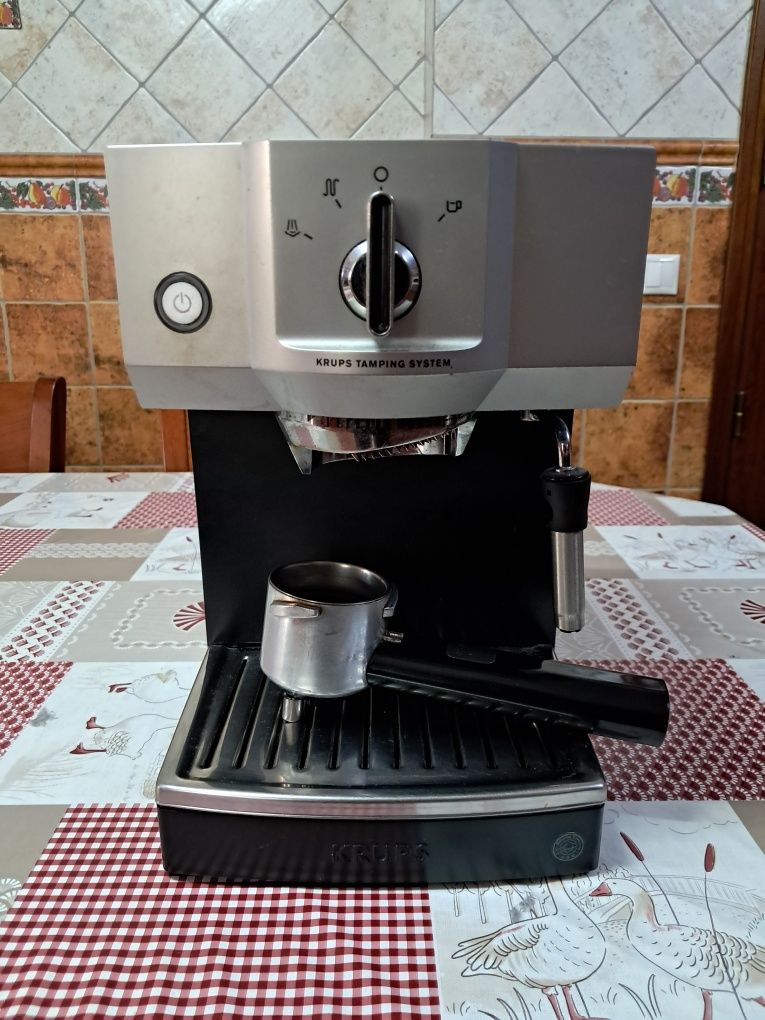 Máquina de Café Krups
