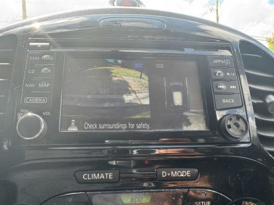 Nissan Juke SL      2015