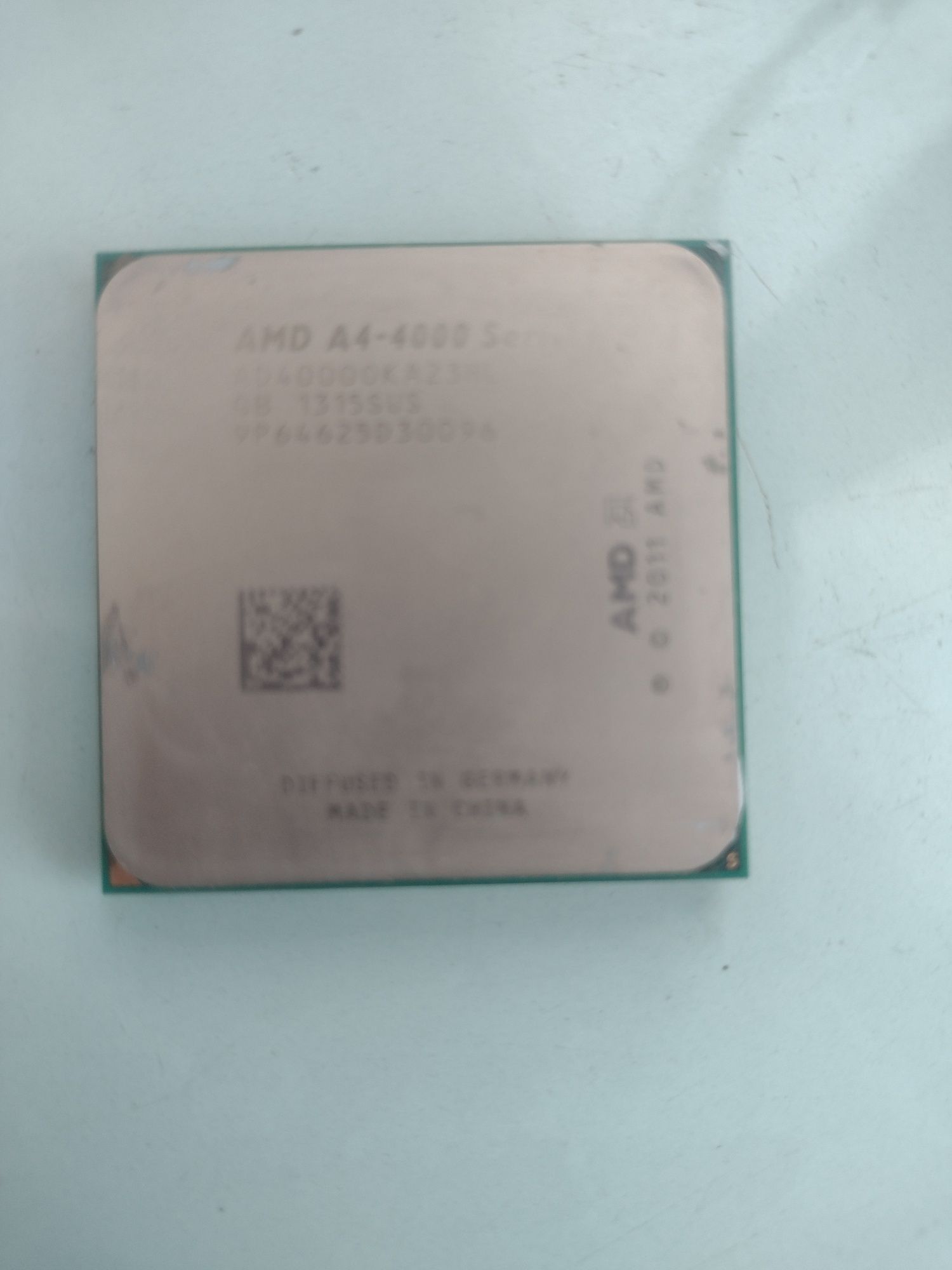 Процесор AMD A4 4000