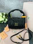 РОЗПРОДАЖ Новенькі Сумочки Miu Miu Leather