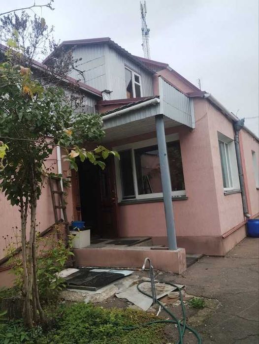 Будинок-термос в Баришівці біля залізничного вокзалу