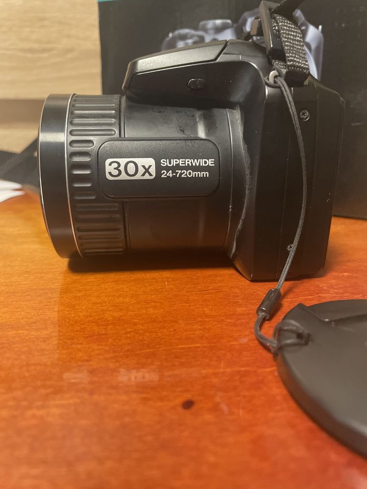 Продам Фотоаппарат FujiFilm finepix S4800