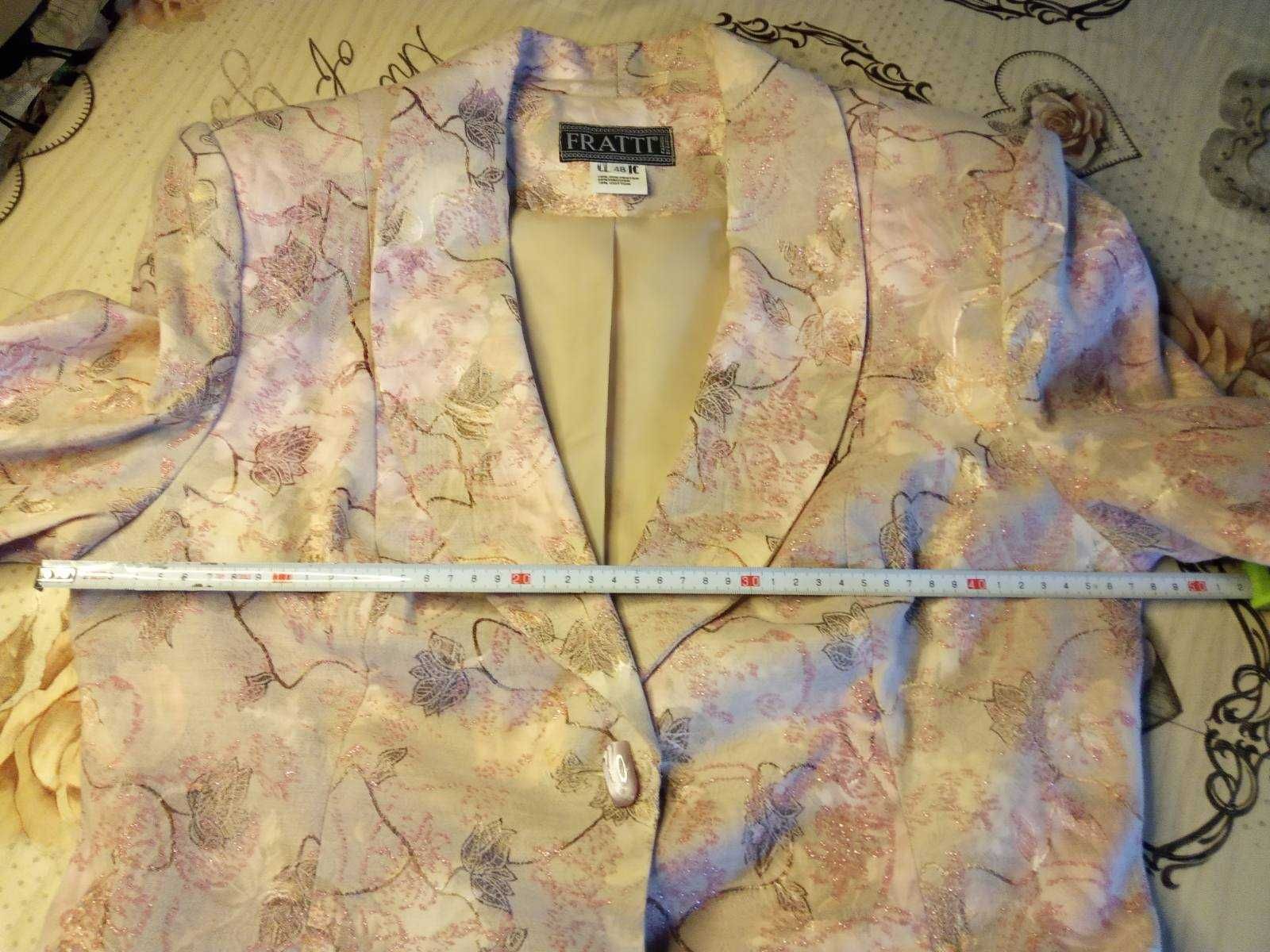 Женский пиджак жаккардовый 48-50 размер