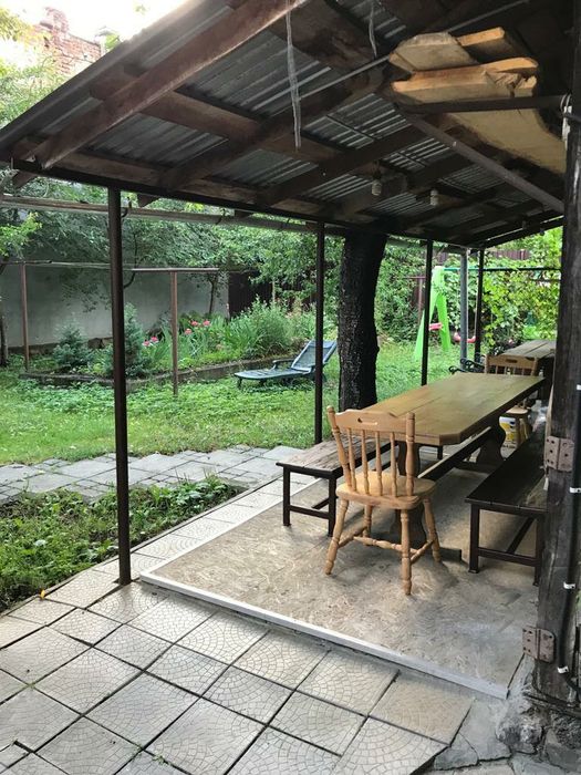 Оренда будинку (спарка) вул.Антоновича, розглядають з тваринами.