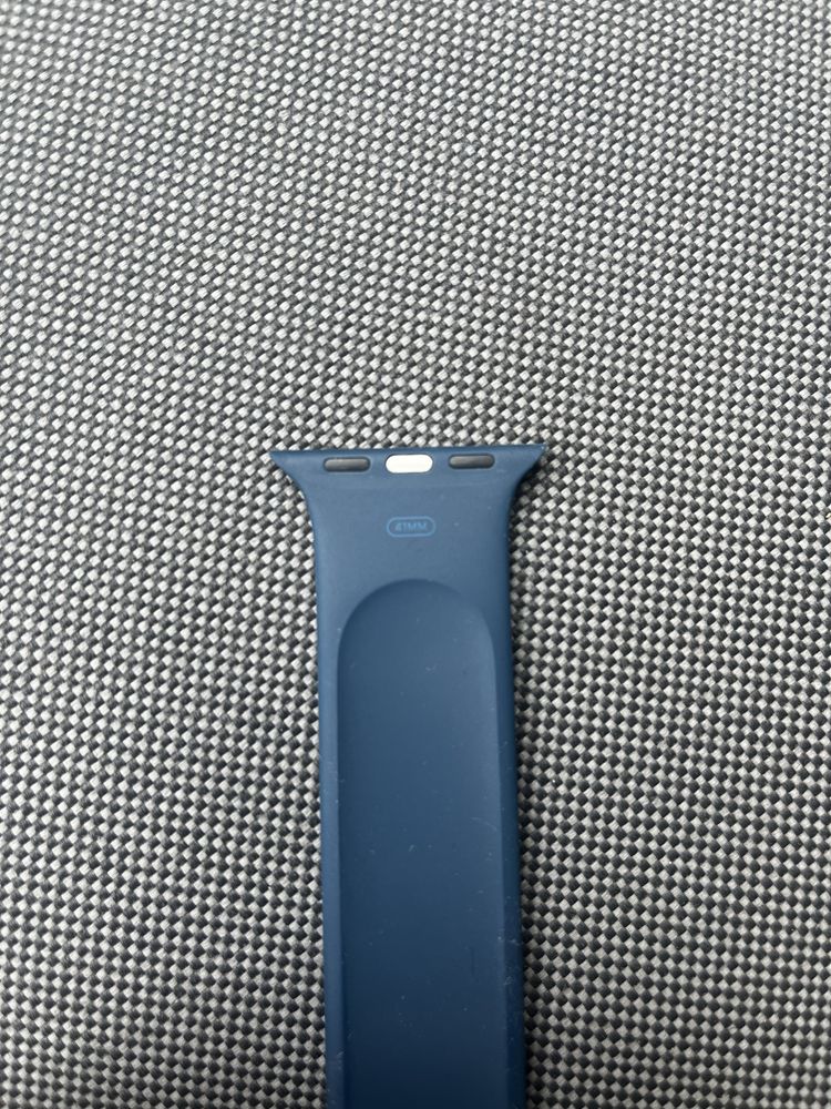 Oryginalna opaska SOLO (Solo Loop) do Apple Watch, rozmiar 4, 41 mm