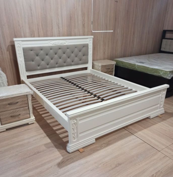 Ліжко з дерева , масив вільхи