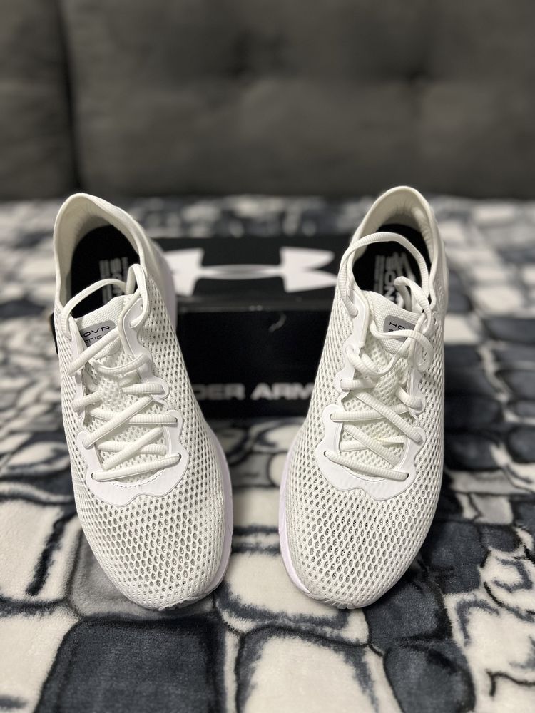 Кросівки Under Armour Hovr Sonic 4