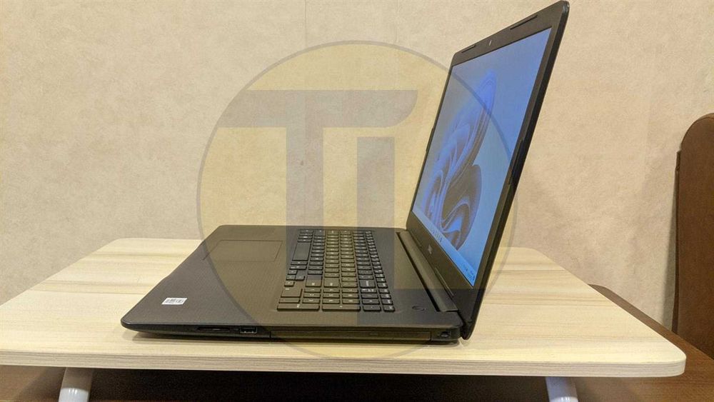 Dell Octacore 17.3" i7/8GB/1TB_Nvme como novo