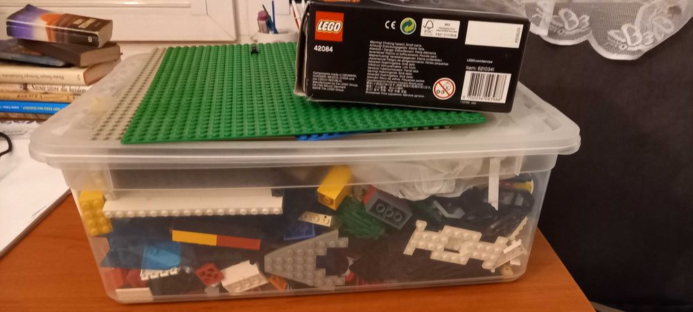 pojemnik klocków lego