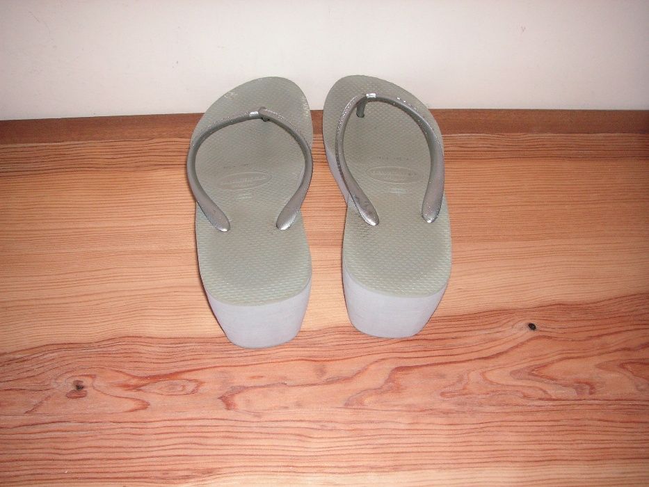 Havaianas High T/38UE / 36BR  (Prateado)